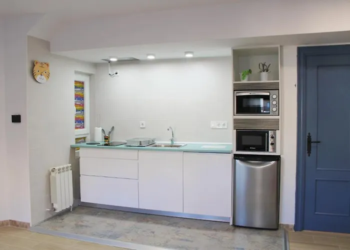 Nube Imperial Ii Apartament Salamanka